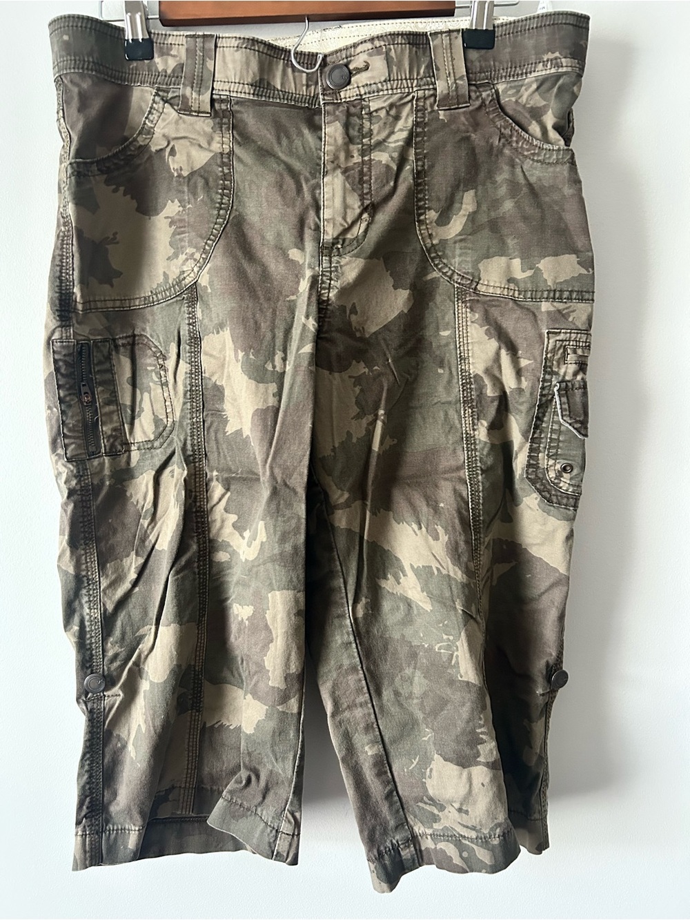 Y2K Lee cargo camo capris 12